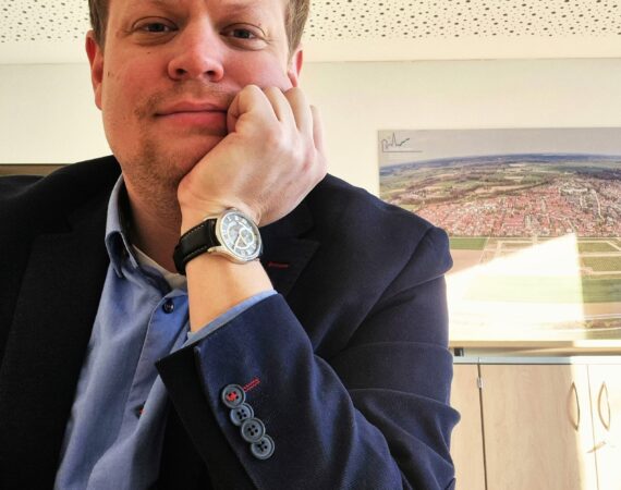 Ein Portrait von Konstantin Wamser